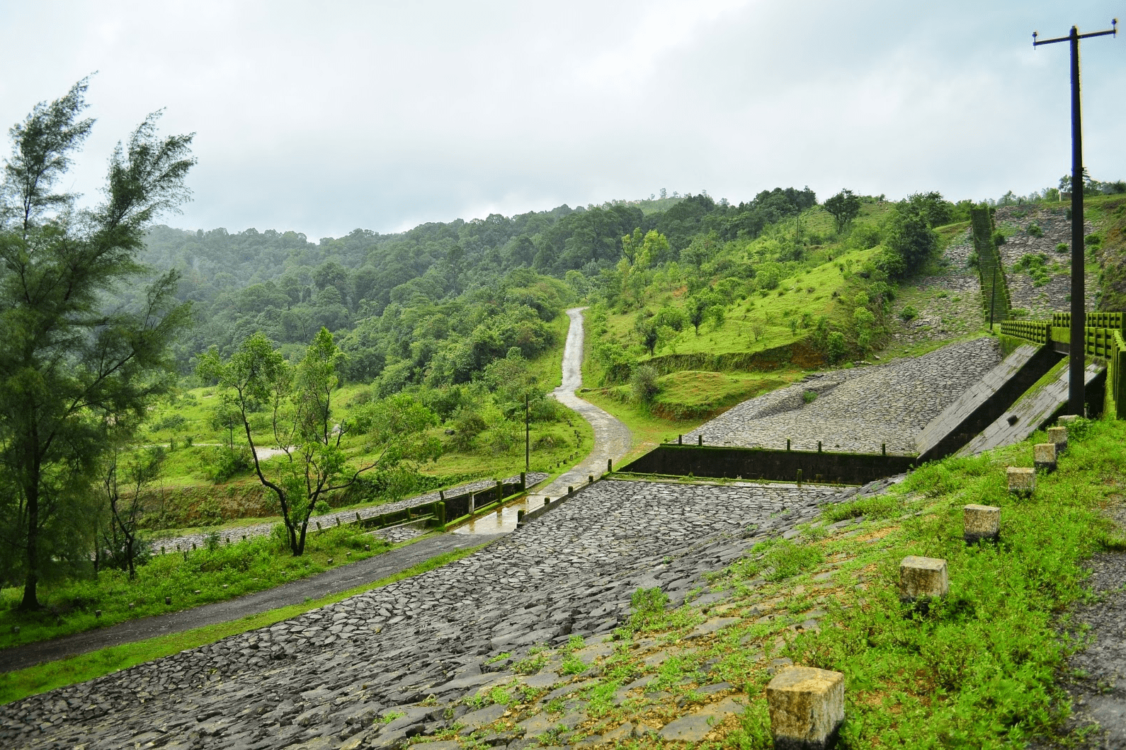 Savehkalu Dam 1